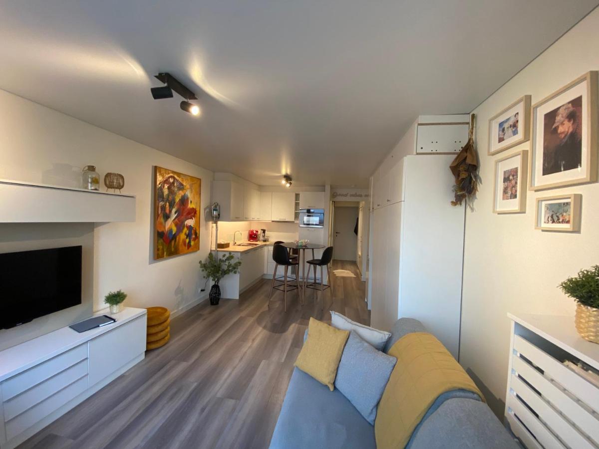 Moderne Studio Aan Zee Ostend Exterior photo